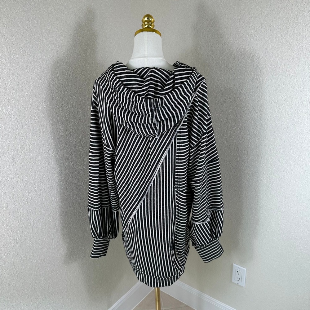 Pilcro Anthropologie Striped Hoodie Women M Black White AsymmetricalBoho Artsy - Picture 2 of 8